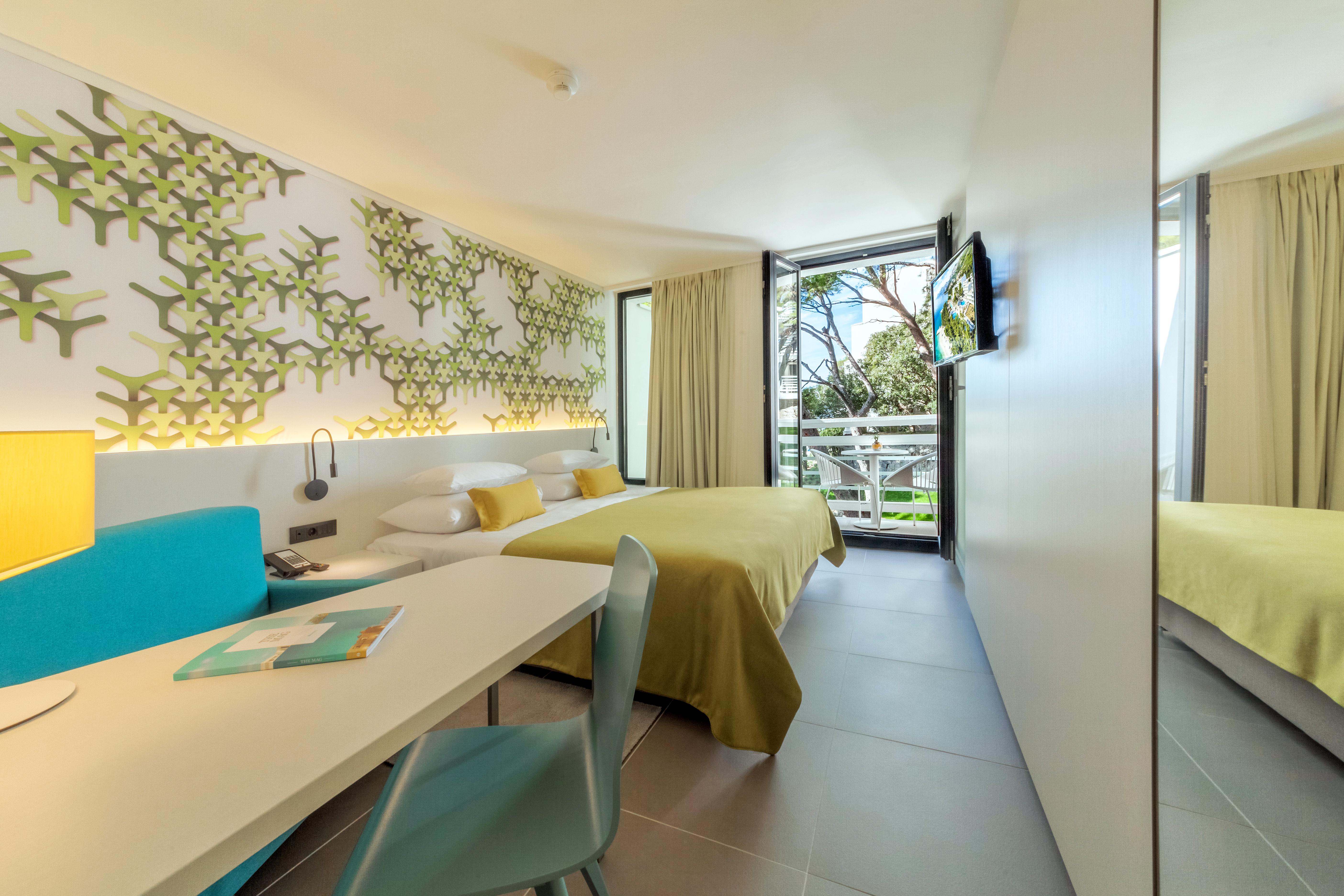 Hotel Bluesun Mala Berulia 4*