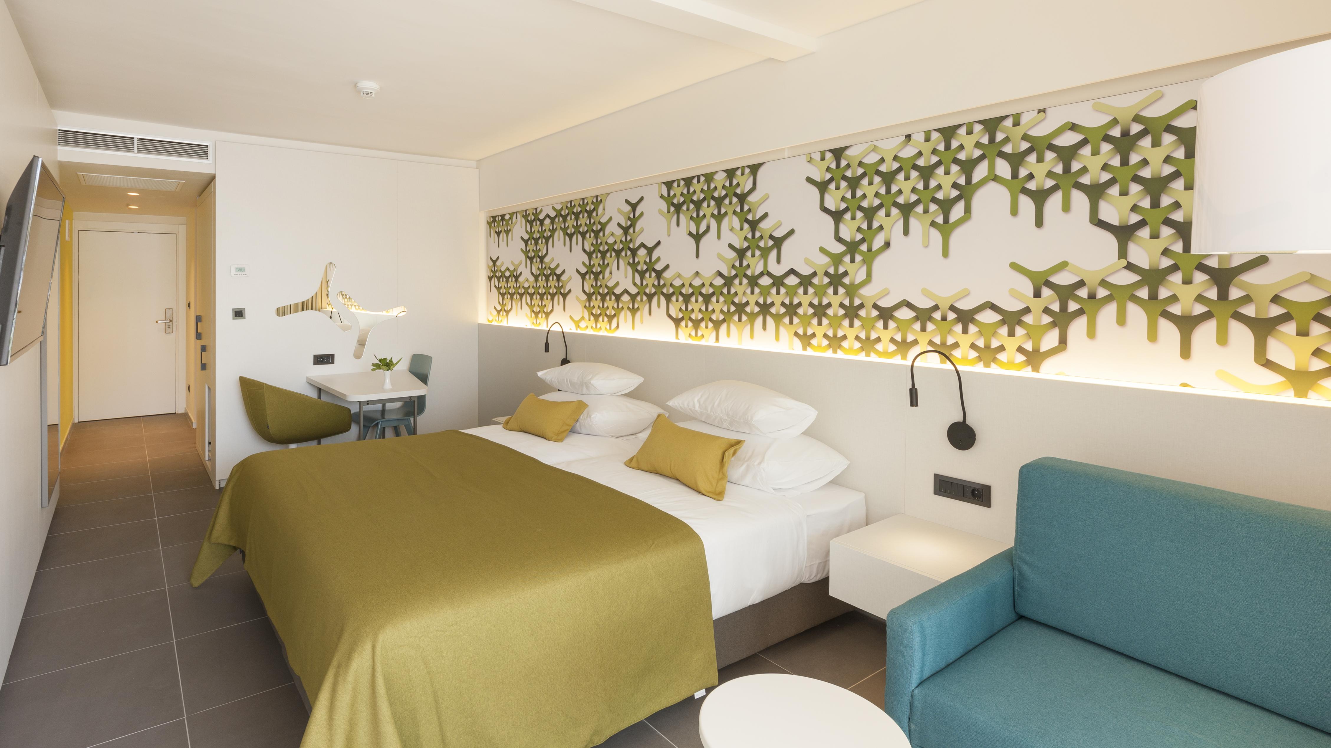 Hotel Bluesun Mala Berulia 4*